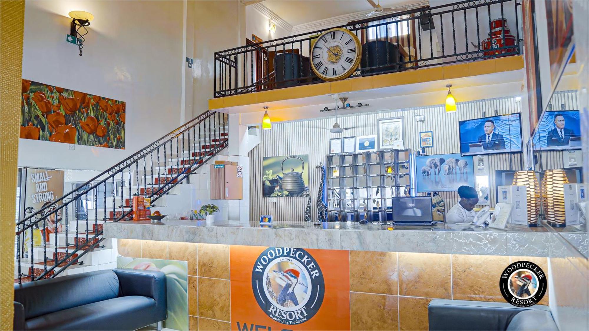 Woodpecker Resort Hotel 班珠尔 外观 照片