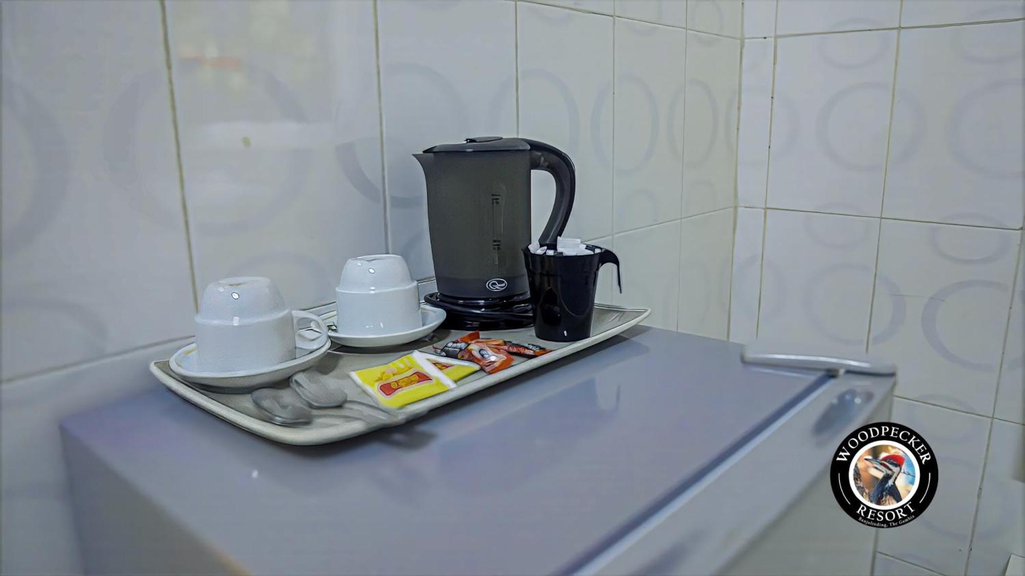 Woodpecker Resort Hotel 班珠尔 外观 照片
