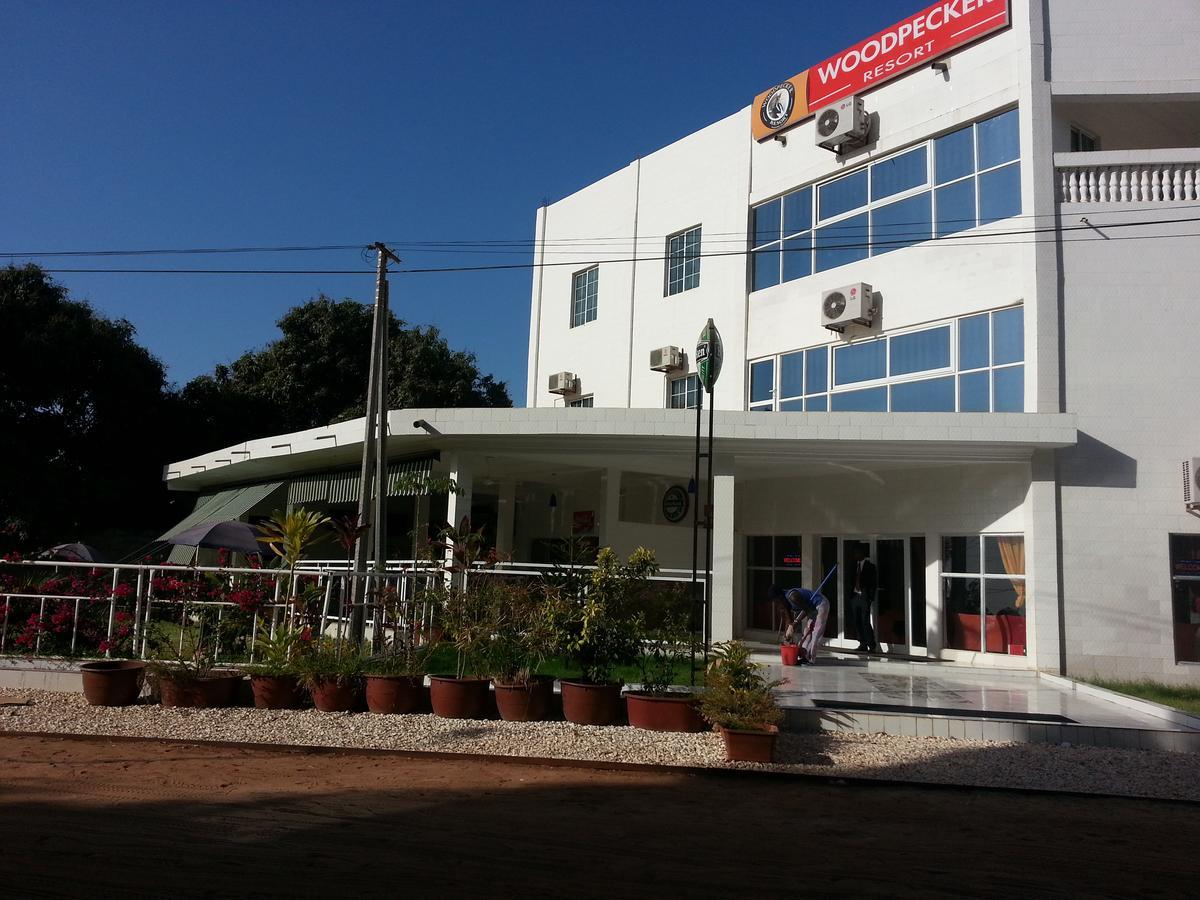 Woodpecker Resort Hotel 班珠尔 外观 照片